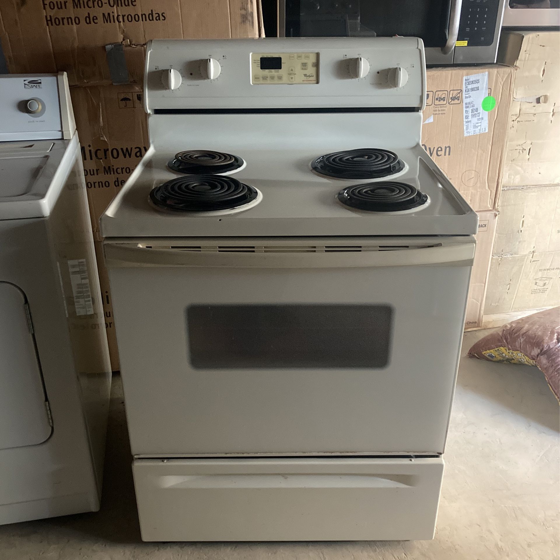Whirlpool,Electric Stove, Good Working Condition Free Delivery And Free Installation 