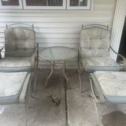 Outside Lounge Chairs 