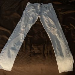 URBAN OUTFITTERS