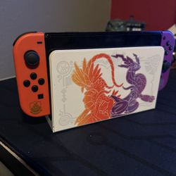 Switch OLED Scarlet And Violet Edition