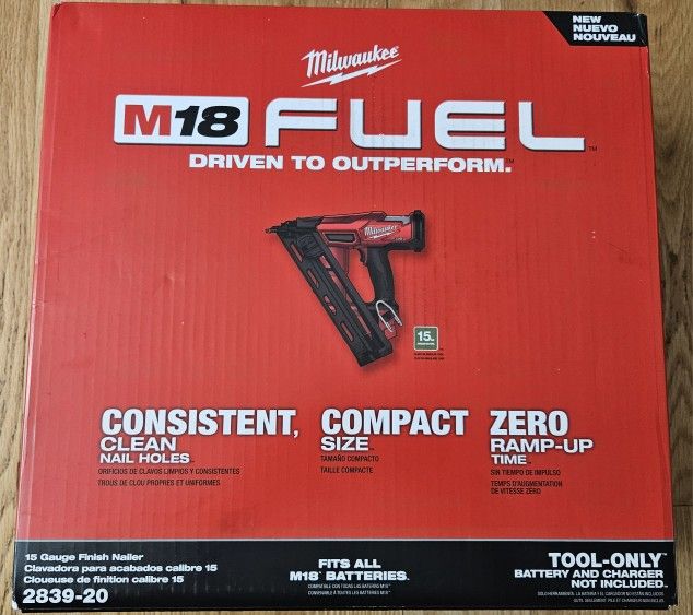 Milwaukee M18 Fuel Finish Nailer 15 GA