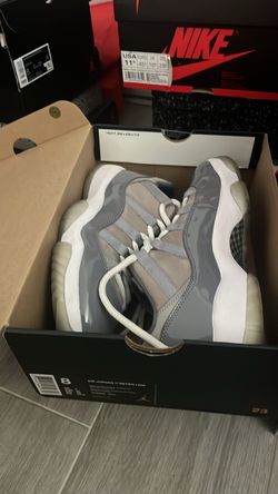 Jordan 11 low cool grey