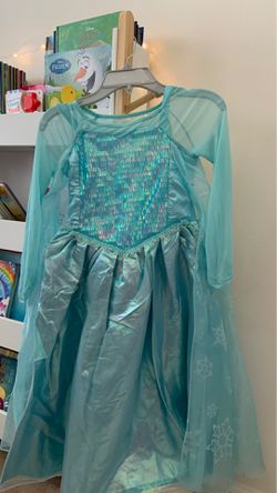 Frozen / Elsa Halloween Costume / Size 5 / Disney Store
