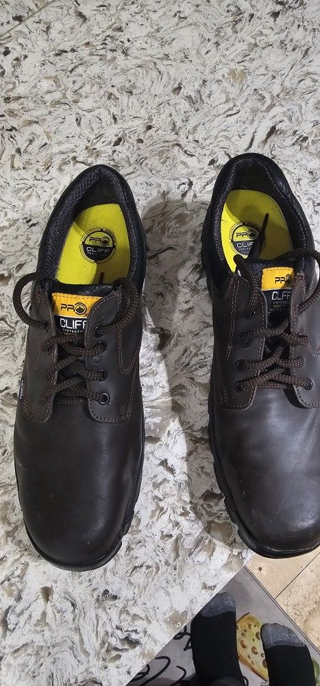 Steeltoed Shoes, USA Size 14