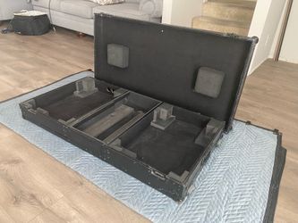 Odyssey FZBM10WBL Black Label 10” Mixer and Turntable Coffin