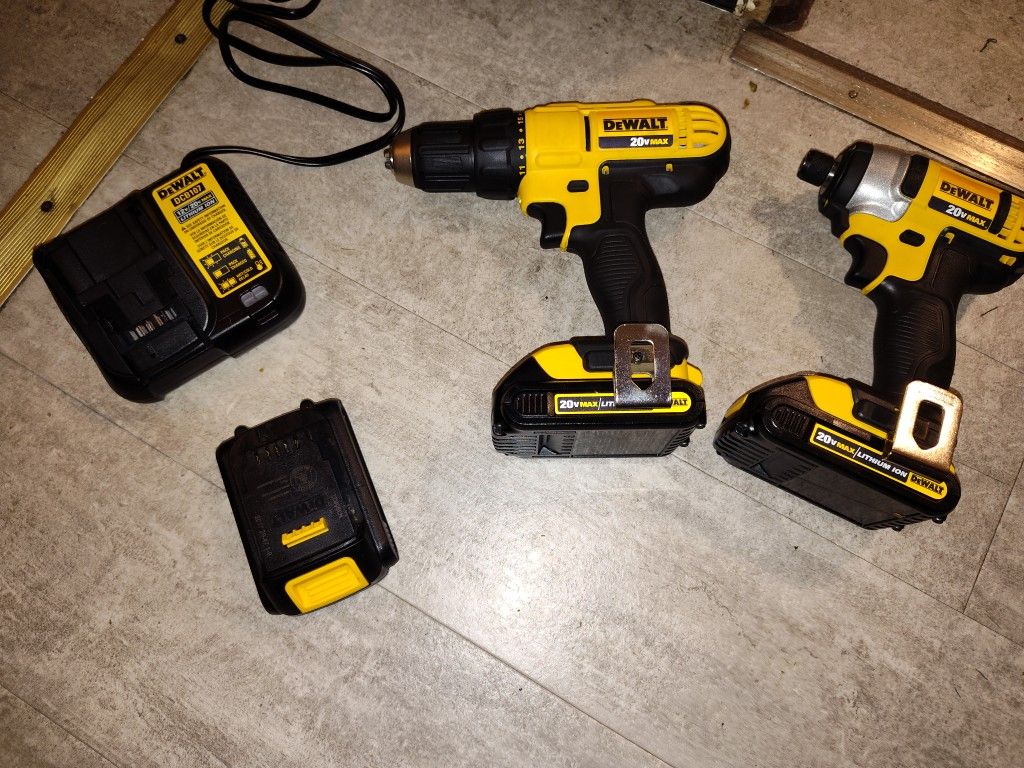 DeWalt 20v Drill/Impact Set