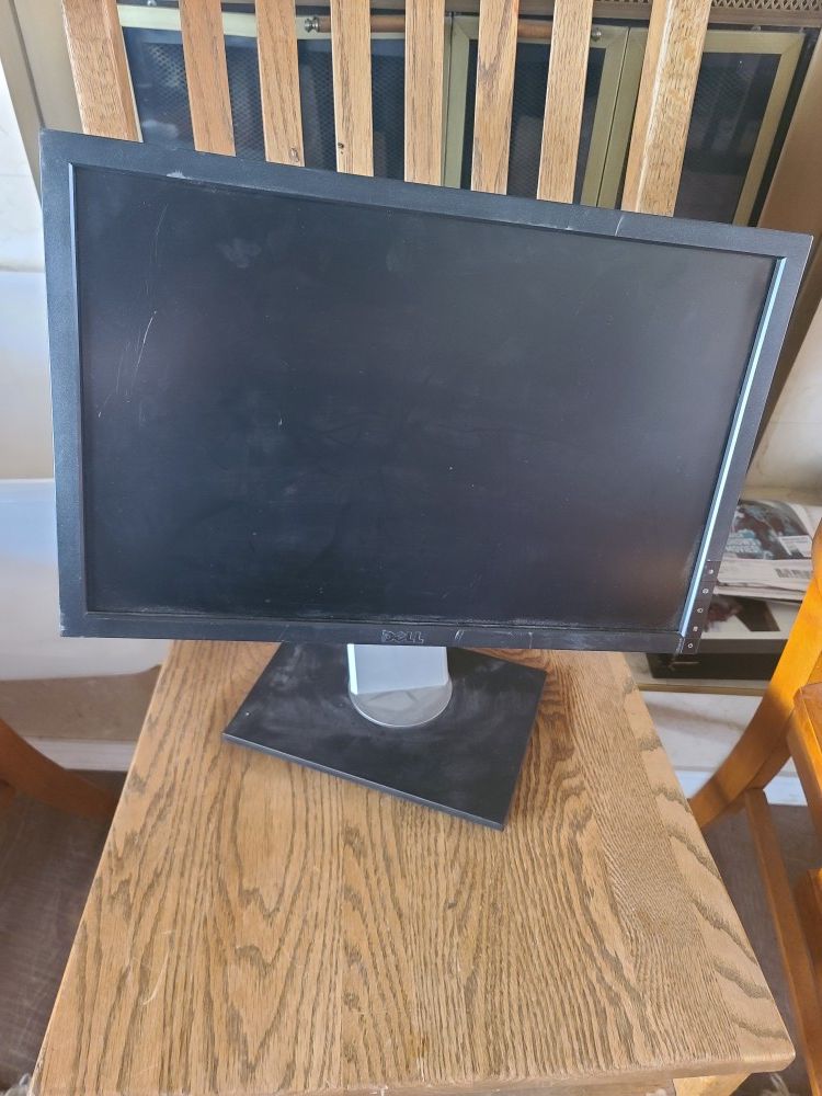 Dell Computer Monitor