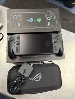 Asus ROG Xbox Ally X AMD Ryzen Z2 Extreme 24GB RAM 1TB