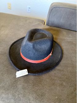 Black felt hat