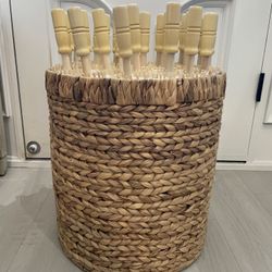 Basket With Parasols