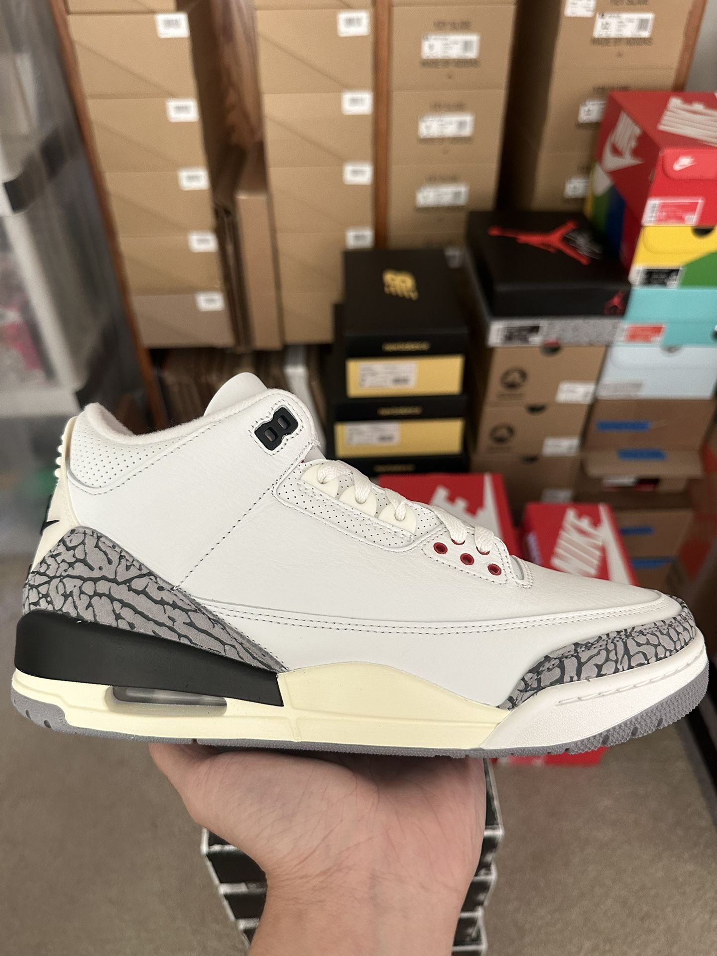 Nike Air Jordan Retro 3 (M) 9.5,12,12.5,13 - White Cement Reimagined 