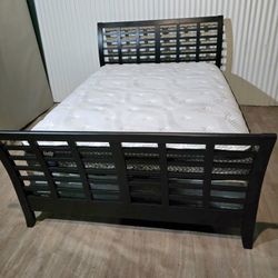 Queen Bed Set 