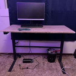 Adjustable height table