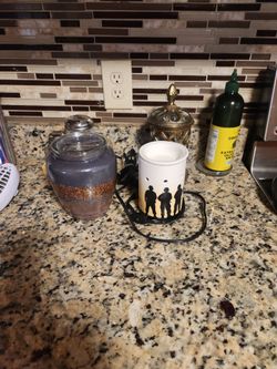 Electric Wax Warmer with Soldier Silhouette Design