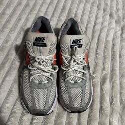 Nike Vomero 10.5