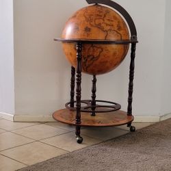 World Bar/shelf