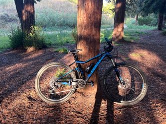 Giant Stance 2 Full Suspension Mountain Bike 27.5(M)
