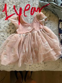Girls clothes size 1 year