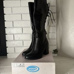 NEW Size 8- Knee High Boots In Black