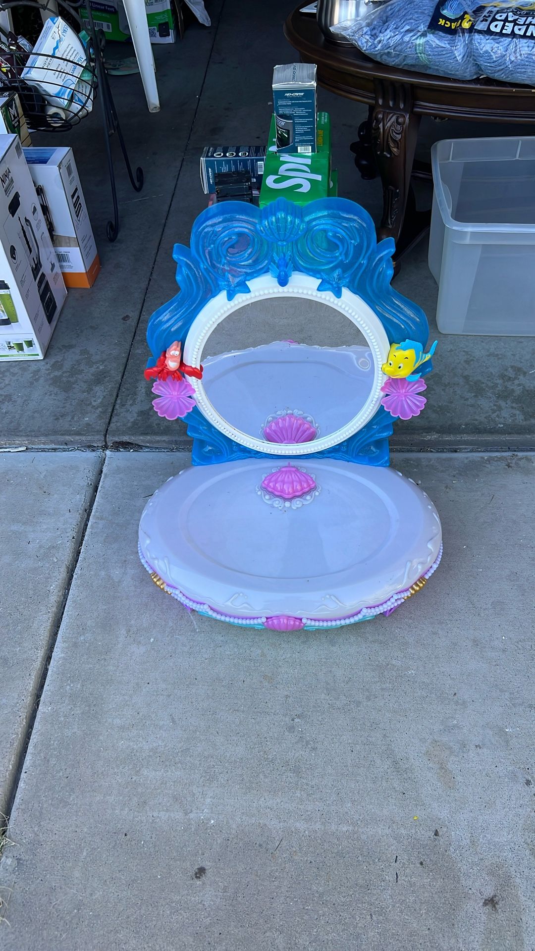 Kid’s Toy Mirror