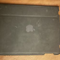 Apple iPad Cover In Black