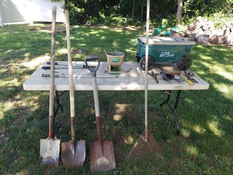Outdoor yard tools. Everything you see $20.