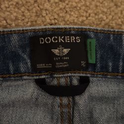 Dockers 
