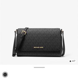 ✨ Michael Kors Medium Logo Convertible Crossbody – Brand New With Tag 