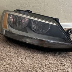 Factory OEM 2011-2016 VW Volkswagen Jetta Right Passenger Side Halogen Headlight