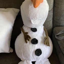 Olaf Plushy 
