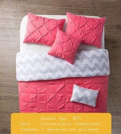 Queen 5 PC Reversible Comforter Set 
