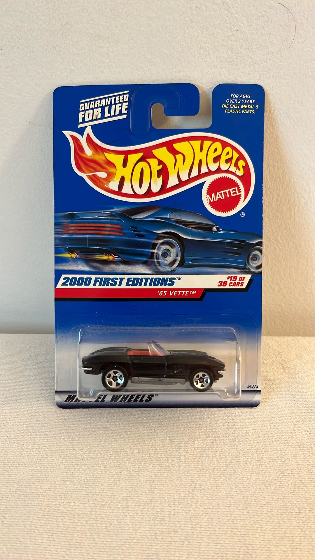 Rare HOT WHEELS 2000 First Editions '65 Vette - Black w/ Red Interior