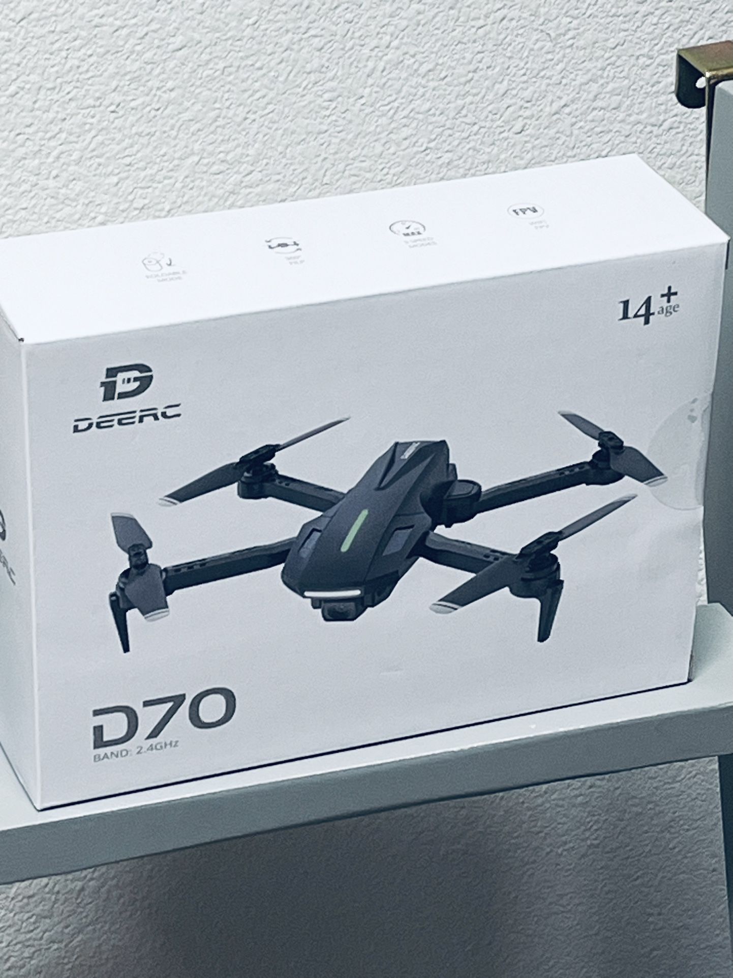 Brand new and sealed DEERC D70 Drone with Camera for Adults and Kids, 720P WIFI FPV RC Quadcopter with Real-Time Transmission, Altitude Hold, All Func