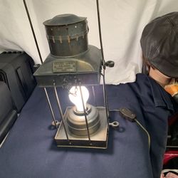 CARGO LIGHT No. 3954 