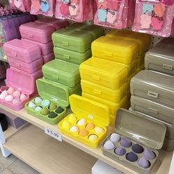 Colorful 8pcs Beauty Sponges Pack With Container