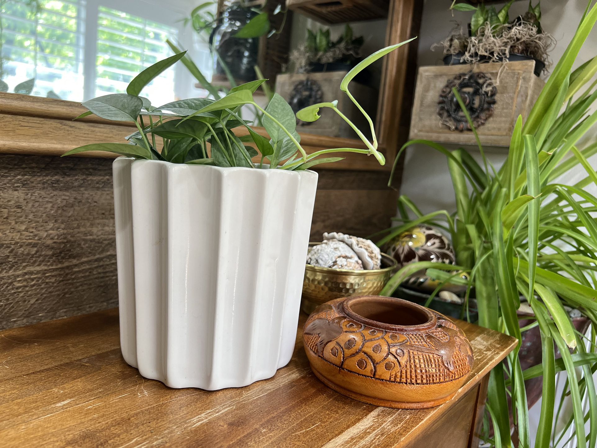 Vintage White Fluted Round Planter Pot USA 6 inch Boho MCM Ceramic Retro Farmhouse Coastal