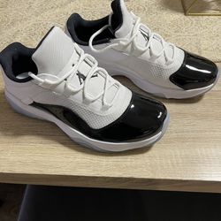 Nike Air Jordans CMFT Sneakers Mens Size 10