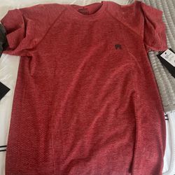 Raw Gear T Shirt Brand New Medium Men . Please Look Up The Price They Are Not Cheap  got two in red and two in grey 