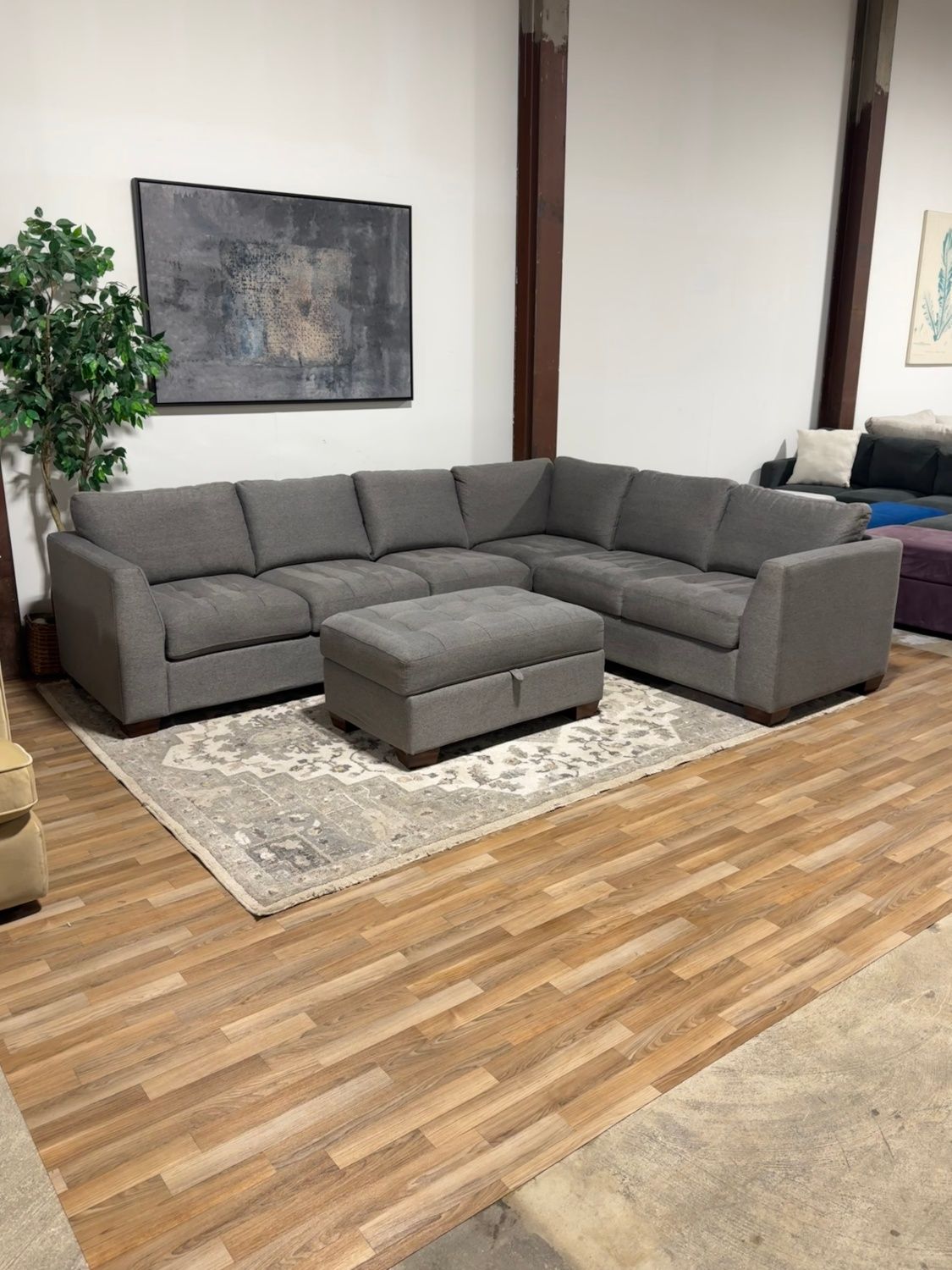Gray Sectional Sofa with Outtoman π Delivery Available
