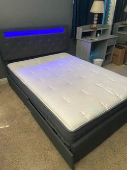 Bedroom set