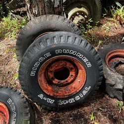 Bobcat Tires (6) Skid Steer 