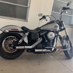 2015 Harly Davidson FXDB 1690cc