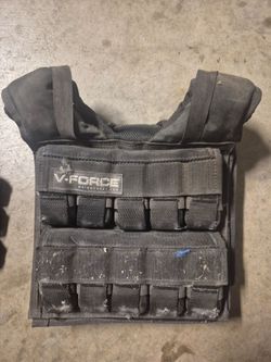 Weighted vest 100lb max adjustable.