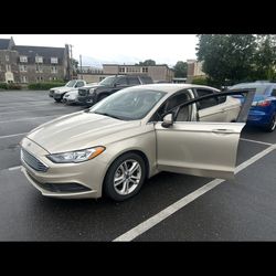 2018 Ford Fusion Se 
