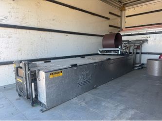 Rain gutter machine