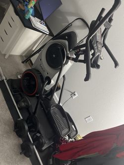 2019 Bowflex BXE216 Elliptical in Excellent Condition with 0-50 Rides - White Bear Lake, MN