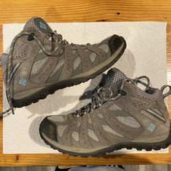 Columbia Women’s Hiking Boots 