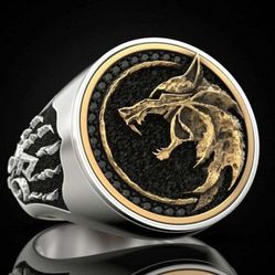 Men's Retro Snarling Wolf Two Tone Ring - Size 9