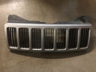 Upper Grille Jeep Cherokee 