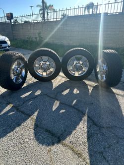 CHEVROLET FACTORY WHEELS WITH TIRES